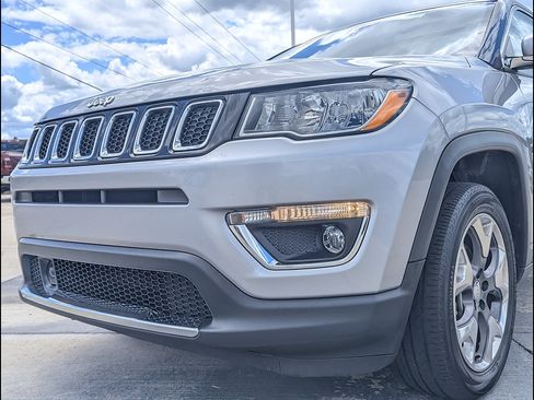 Used 2021 Jeep Compass Limited w/ Sun and Sound Group AWD/4WD image 12