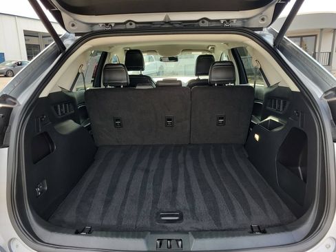Used 2024 Ford Edge SEL w/ Convenience Package AWD/4WD image 8