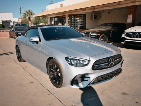 Used 2022 Mercedes-Benz E 450 Cabriolet w/ AMG Line image 4