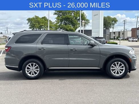 Used 2021 Dodge Durango SXT AWD/4WD image 34