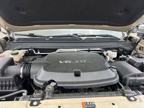 Used 2022 Chevrolet Colorado ZR2 image 34