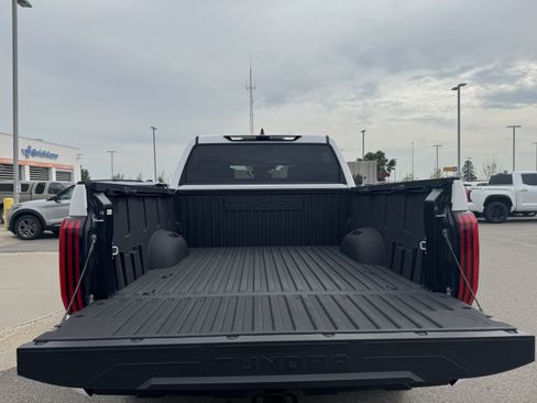 Used 2025 Toyota Tundra SR5 w/ SR5 Premium Package AWD/4WD image 12