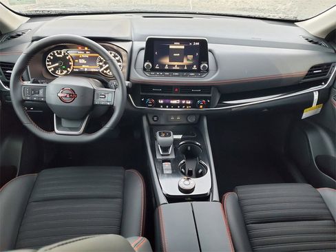 New 2026 Nissan Rogue Rock Creek image 6