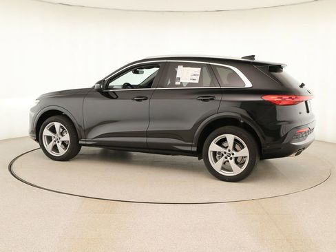 New 2025 Audi Q5 Premium Plus image 3