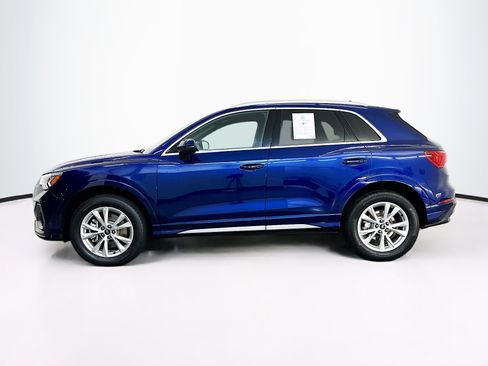 Used 2023 Audi Q3 2.0T Premium w/ Convenience Package AWD/4WD image 4