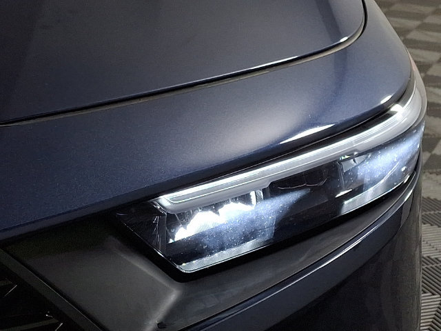 Used 2023 Honda Accord EX image 12