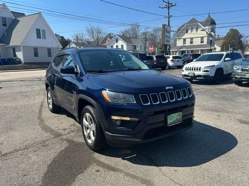 Used 2020 Jeep Compass Latitude AWD/4WD image 5