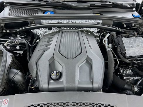 New 2026 Porsche Macan image 31