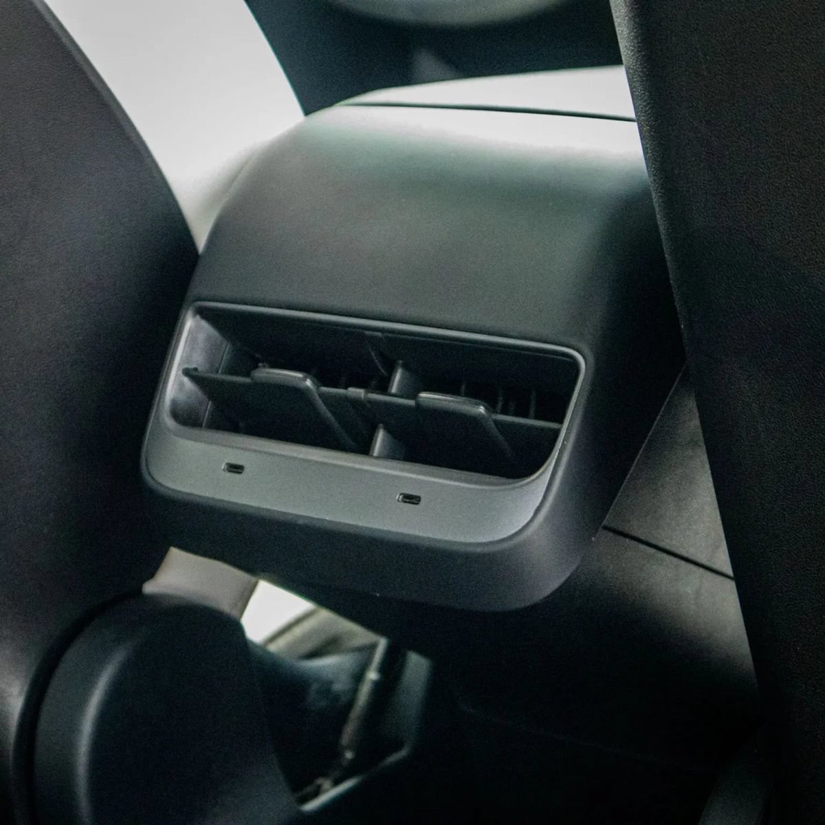Used 2022 Tesla Model Y Performance AWD/4WD image 25