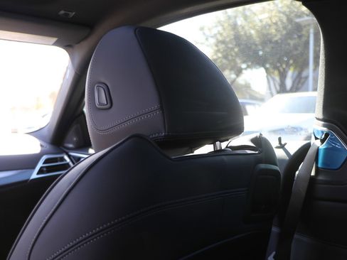 Certified 2025 BMW 430i Coupe w/ M Sport Package image 33