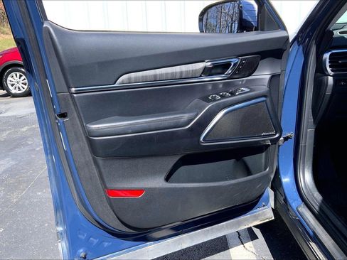 Used 2024 Kia Telluride SX Prestige AWD/4WD image 22