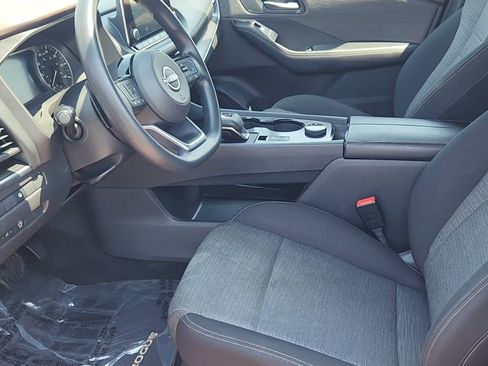 Used 2023 Nissan Rogue SV AWD/4WD image 30