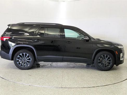 Used 2023 Chevrolet Traverse RS AWD/4WD image 8