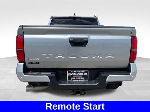 Used 2024 Toyota Tacoma TRD Sport w/ TRD Sport Premium Package AWD/4WD image 4