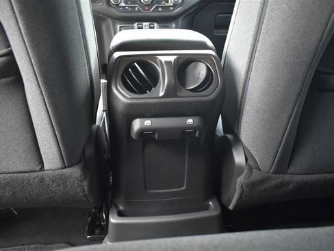 Used 2024 Jeep Wrangler Unlimited w/ LED Headlamp & Fog Lamp Group image 23