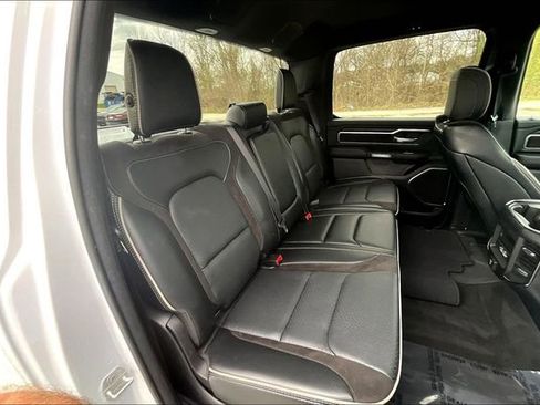 Used 2024 RAM 1500 Laramie AWD/4WD image 27