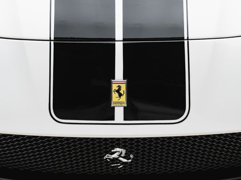 Used 2022 Ferrari 812 GTS RWD image 24