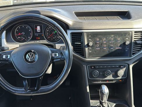 Used 2019 Volkswagen Atlas SE w/ Towing Package image 26