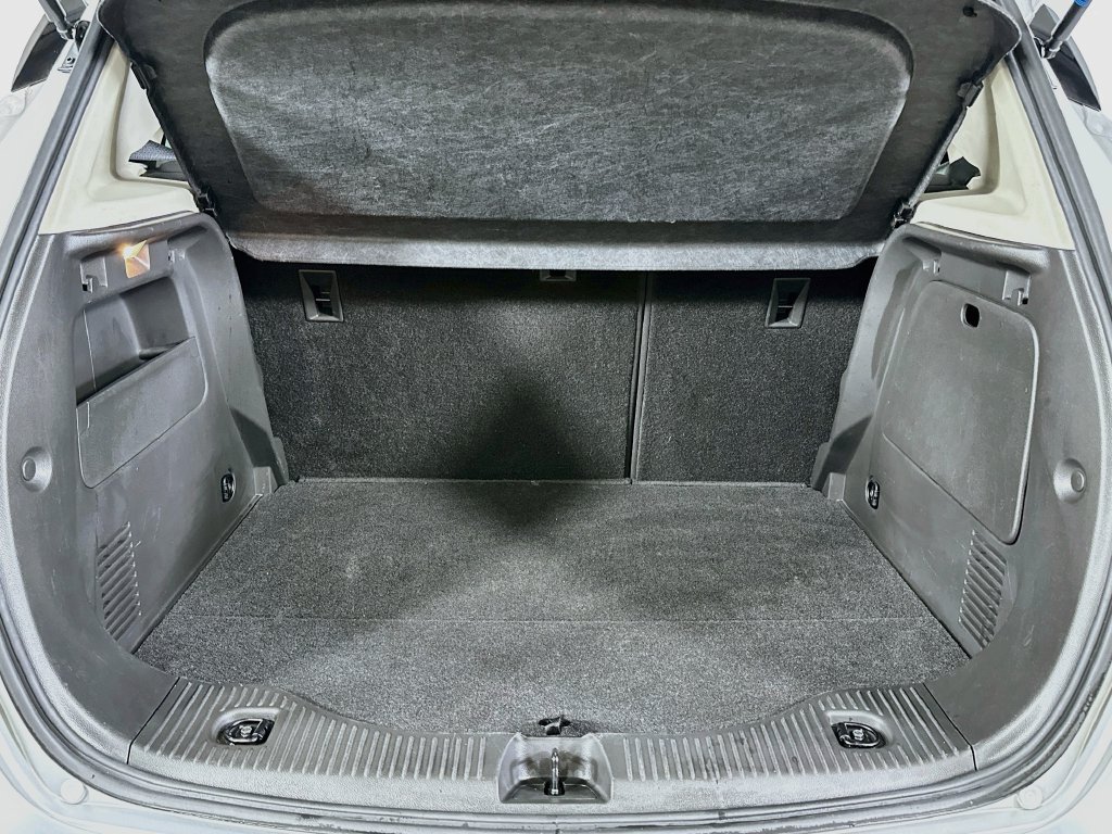 Used 2022 Buick Encore Preferred w/ Safety Package FWD image 16