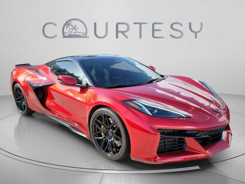 Used 2024 Chevrolet Corvette Z06 w/ Stealth Interior Trim Package RWD image 4