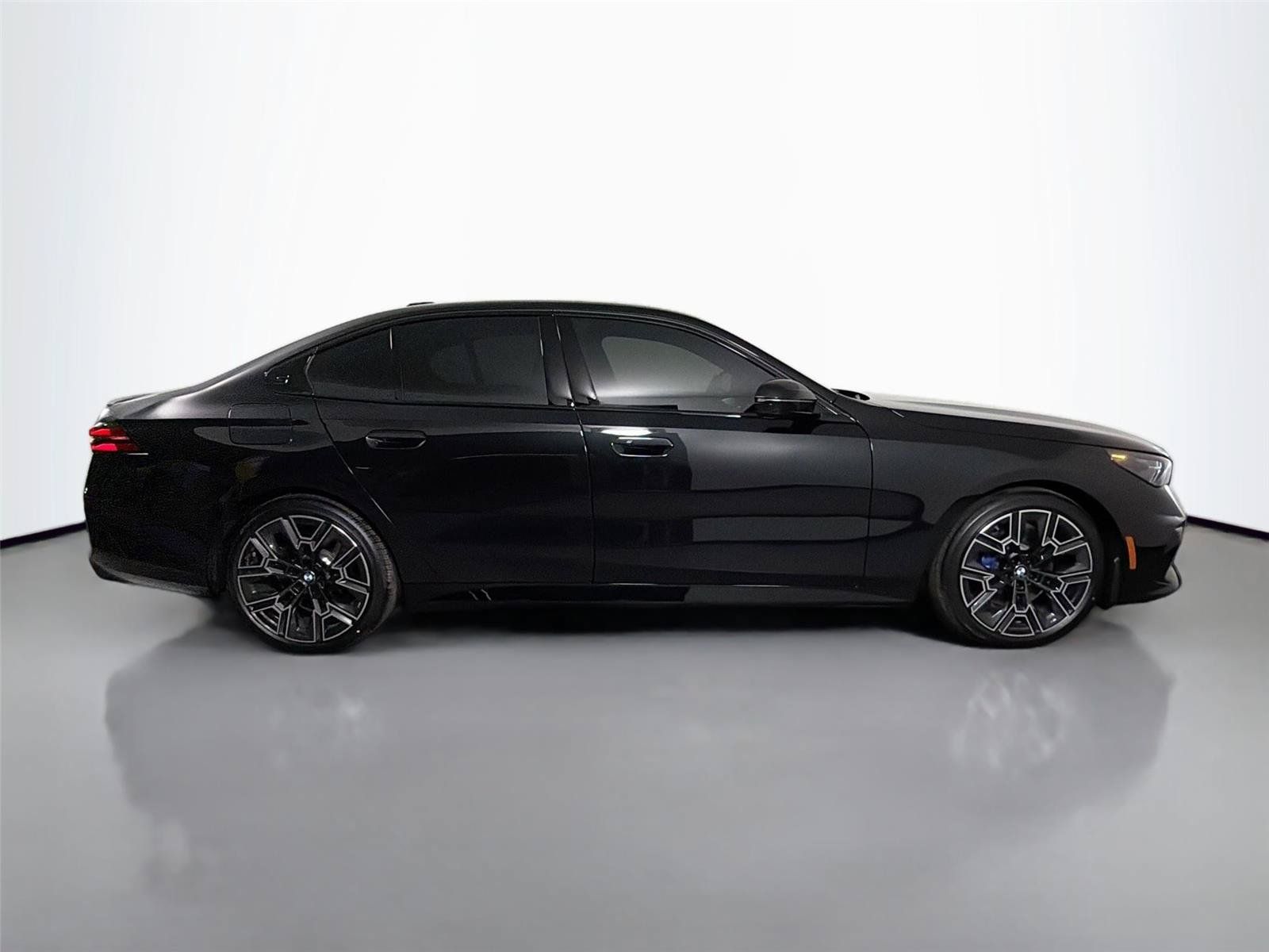 New 2026 BMW 530i w/ M Sport Package RWD image 8