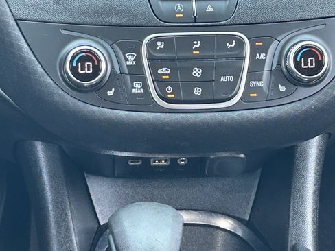 Certified 2024 Chevrolet Malibu LT FWD image 20