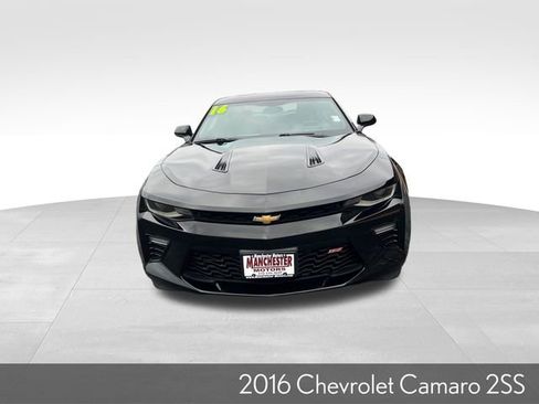 Used 2016 Chevrolet Camaro SS image 3