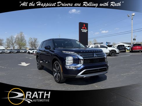 New 2026 Mitsubishi Outlander SE image 1