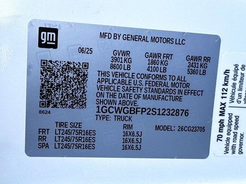 Used 2025 Chevrolet Express 2500 Extended w/ Communications Package image 28