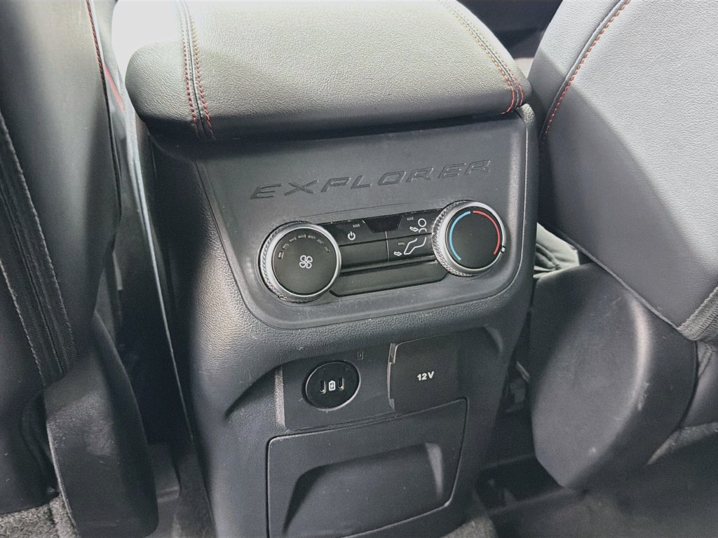 Used 2026 Ford Explorer ST-Line AWD/4WD image 26
