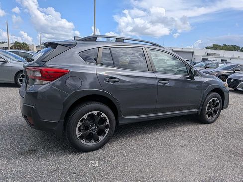 Used 2022 Subaru Crosstrek 2.0i Premium AWD/4WD image 3