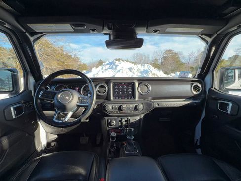 Used 2022 Jeep Wrangler Unlimited Rubicon w/ Trailer Tow Package image 14