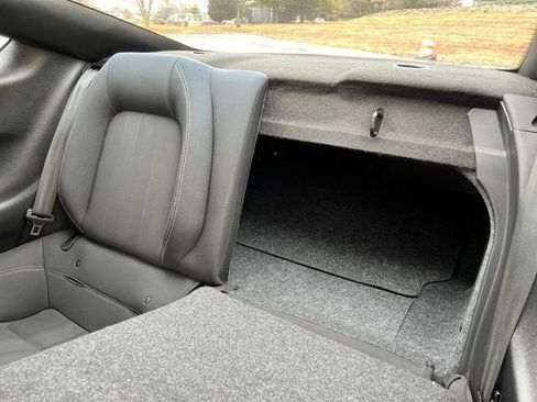 Used 2019 Ford Mustang Coupe image 26