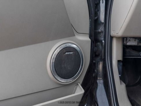 Used 2004 HUMMER H2 w/ Preferred Equipment Group image 24