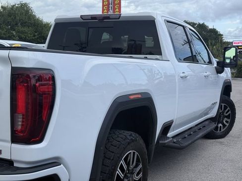 Used 2022 GMC Sierra 2500 AT4 w/ AT4 Premium Plus Package AWD/4WD image 7