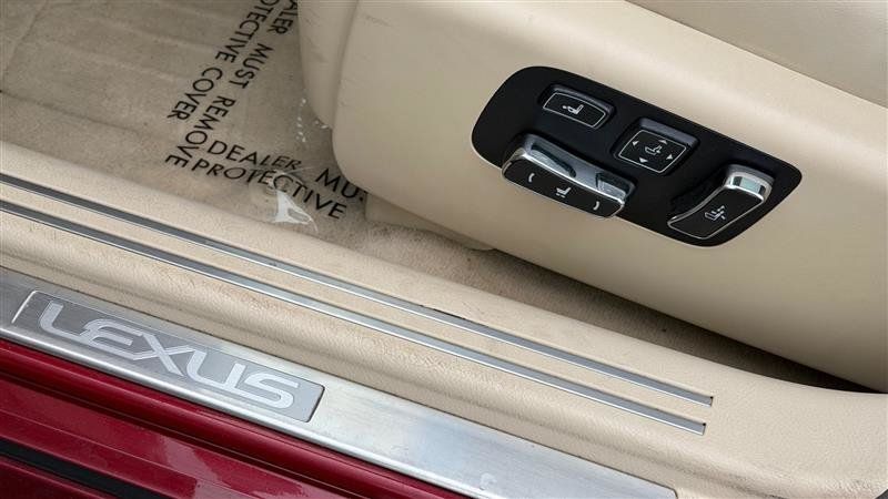 Used 2013 Lexus LS 460 AWD w/ Comfort Pkg image 23