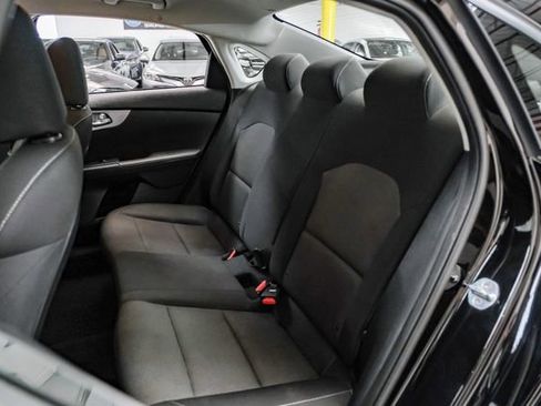 Used 2022 Kia Forte LXS image 30