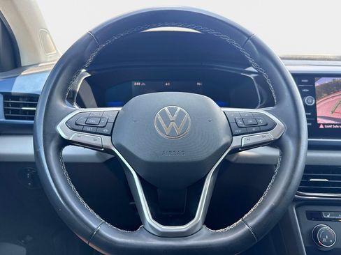 Used 2022 Volkswagen Taos SE AWD/4WD image 26