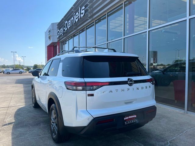 Certified 2025 Nissan Pathfinder SV FWD image 2