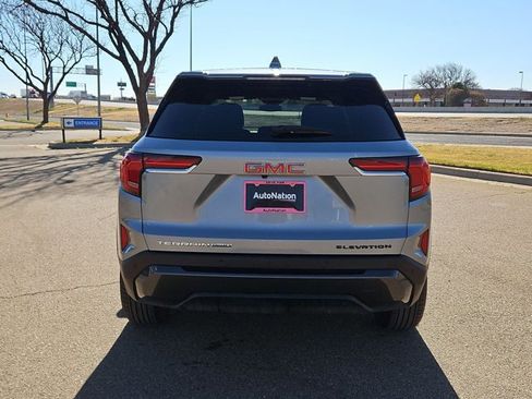 Used 2025 GMC Terrain Elevation image 7