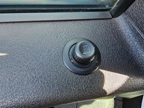 Used 2014 Ford F150 FX4 w/ FX Appearance Package image 26