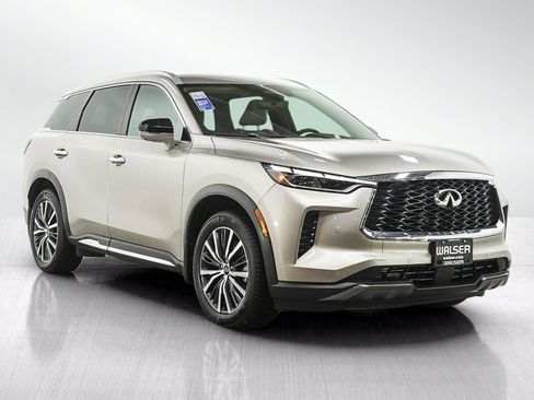 Used 2025 INFINITI QX60 Sensory AWD/4WD image 7