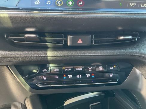 Used 2023 Buick Envision Essence image 18