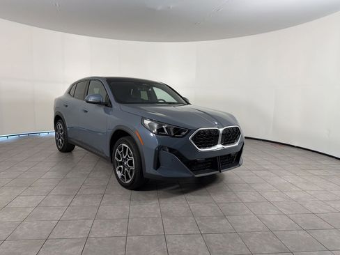 Certified 2025 BMW X2 xDrive28i AWD/4WD image 7