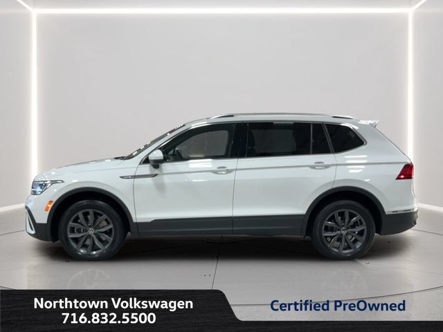 Certified 2024 Volkswagen Tiguan SE AWD/4WD image 2