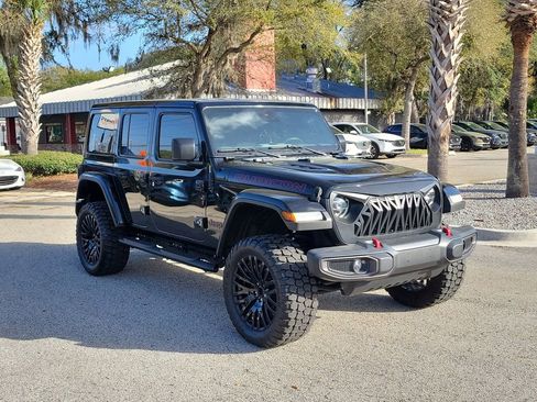 Used 2021 Jeep Wrangler Unlimited Rubicon AWD/4WD image 3