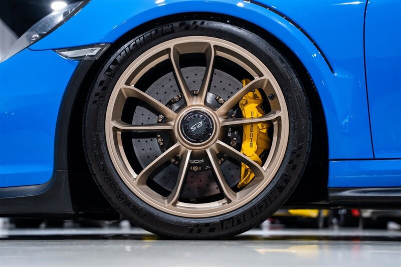 Used 2016 Porsche 911 GT3 RS RWD image 12