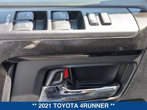 Used 2021 Toyota 4Runner TRD Off-Road Premium w/ Moonroof Package AWD/4WD image 11