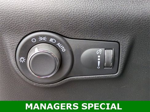 New 2025 Jeep Compass Sport image 14