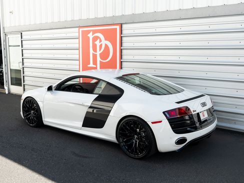 Used 2010 Audi R8 V10 AWD/4WD image 37
